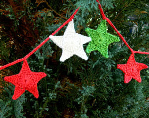 Christmas tree garland