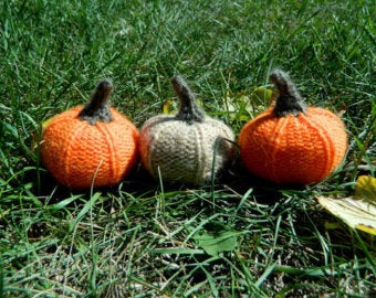 Knitted pumpkins